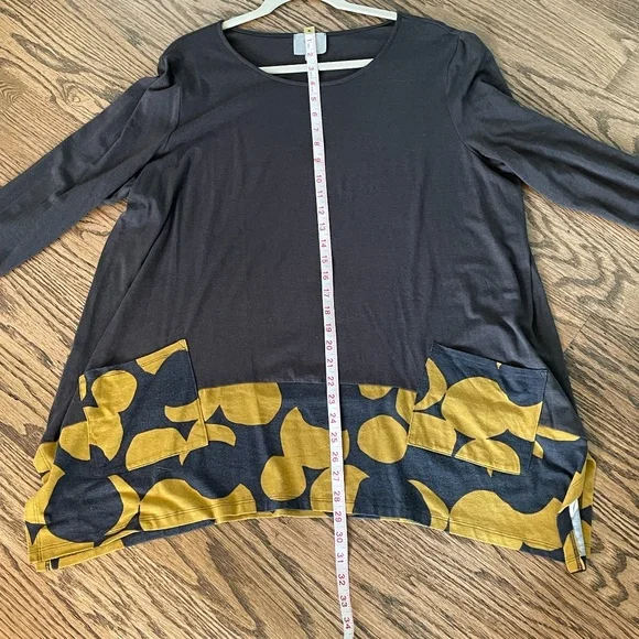 Chalet et Ceci Tunic and Leggings XL - Picture 6 of 13